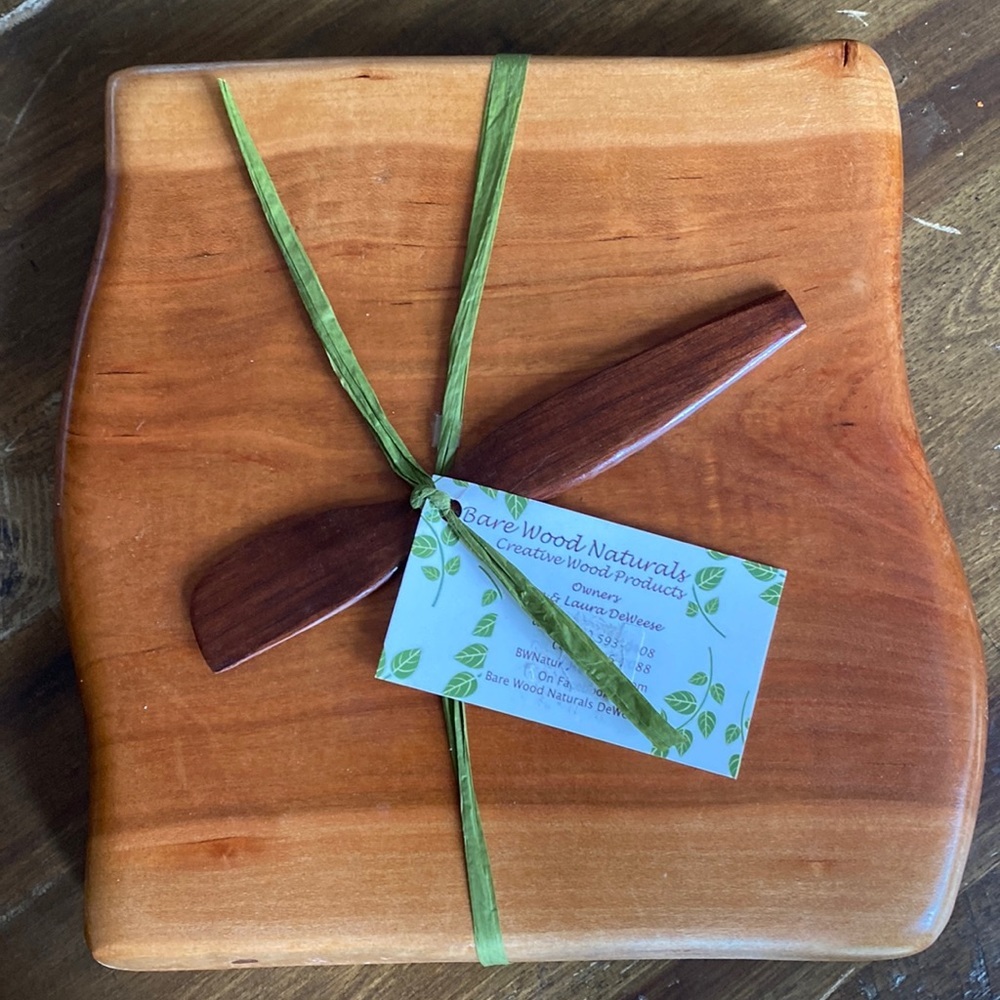 Wood Cutting Board/cheese board